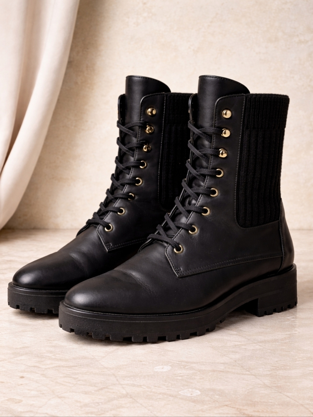 Stuart Weitzman Alpine Combat Boots Black Leather Rib Knit Lug Sole Size 10B